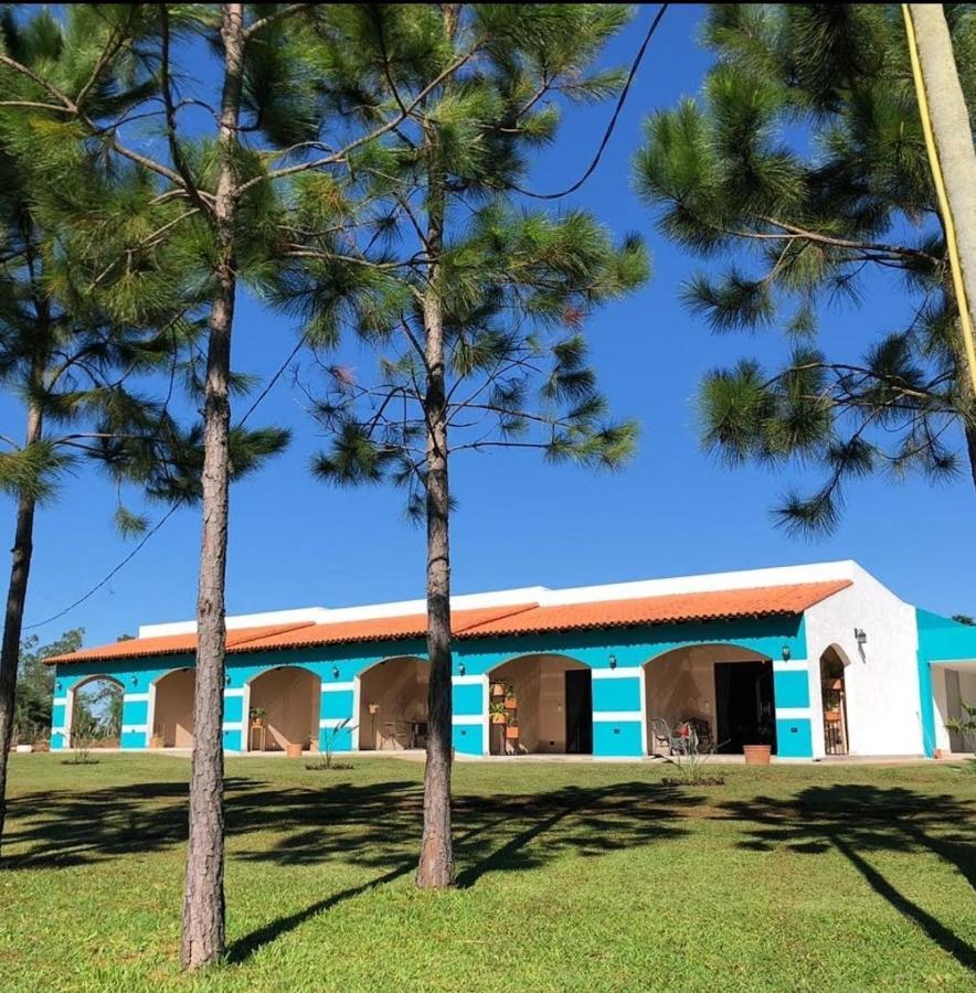 Hotel Villa America Ybycuí Exteriör bild